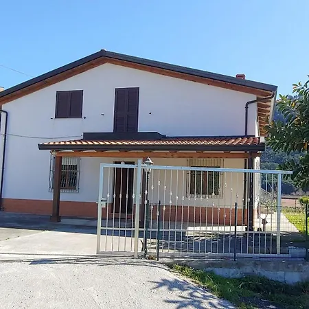 Casa Indipendente Holiday home *